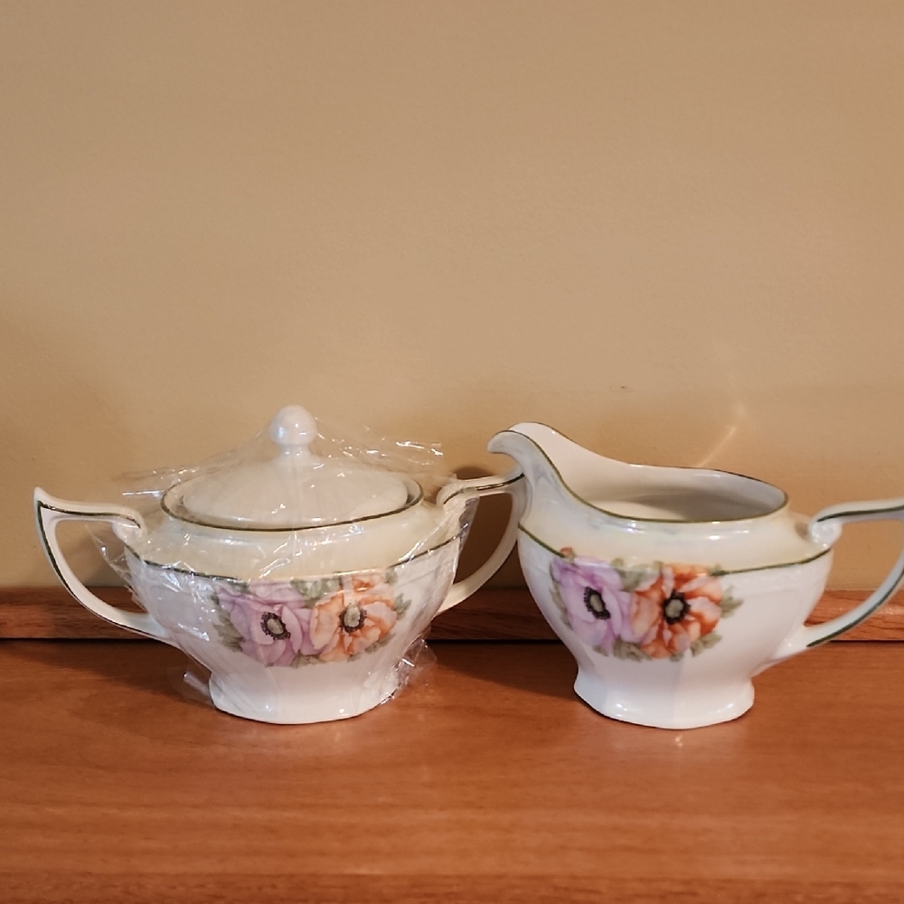 Floral Cream and Sugar Set